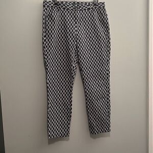 Gap Slim City Women's Black and White Geometric Cropped Pants